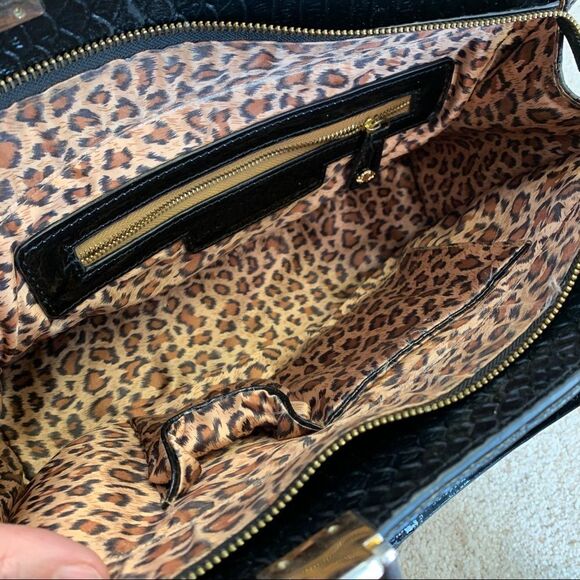 ROBERTO Cavalli black snakeskin print embossed patent leather purse bag - Picture 10 of 16